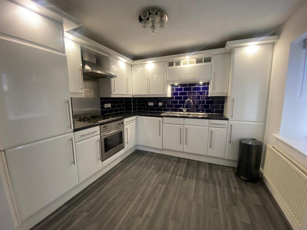 Main image of property: South Ferry Quay L3