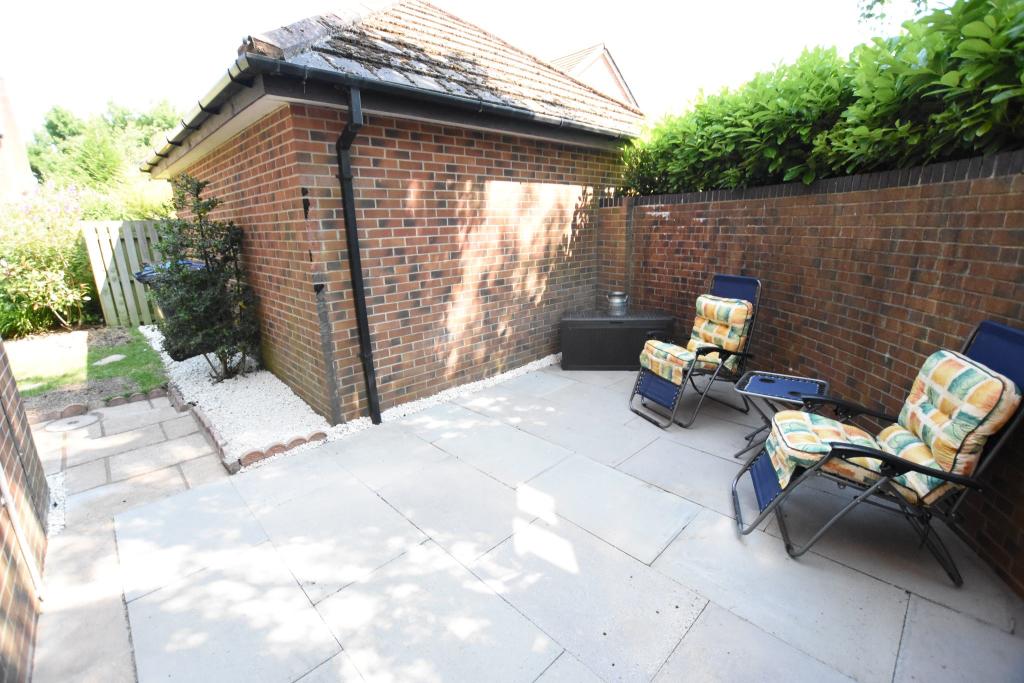 5 bedroom detached house for sale in Bracken Drive, Freckleton, PR4