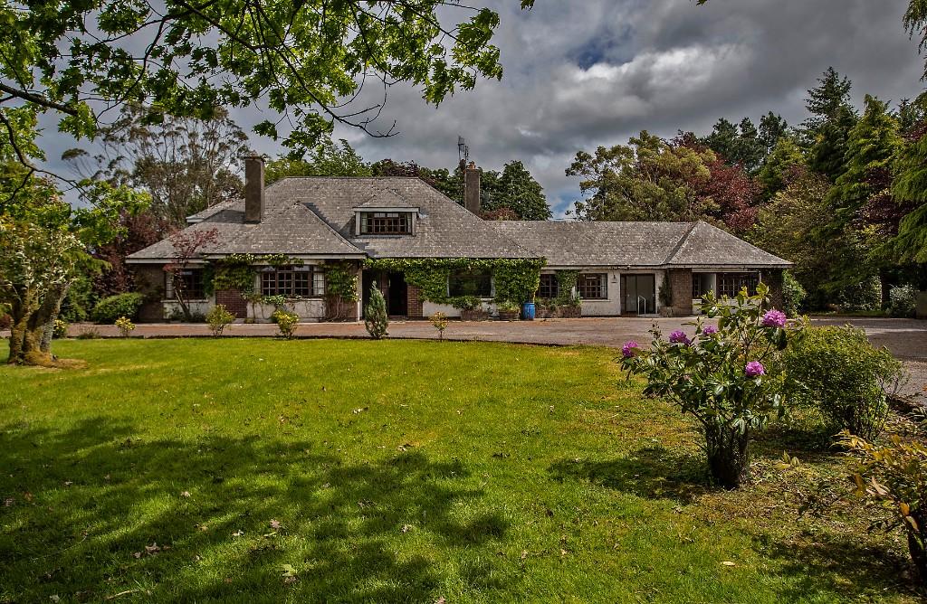 6 bedroom detached house for sale in Dungarvan, Waterford, Ireland