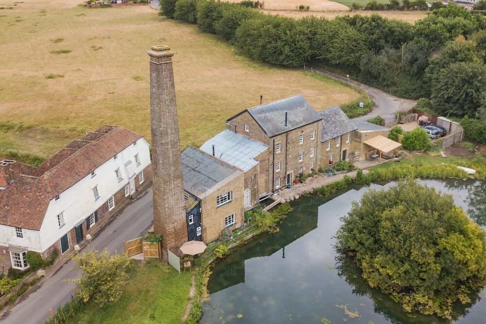 Main image of property: Church Road, Tonge, Sittingbourne, ME9