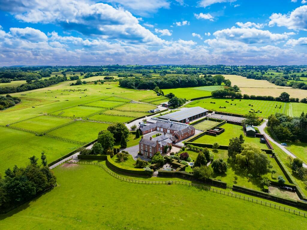 Equestrian facility for sale in Pewit Hall, Hunsterson, Nr Nantwich, CW5