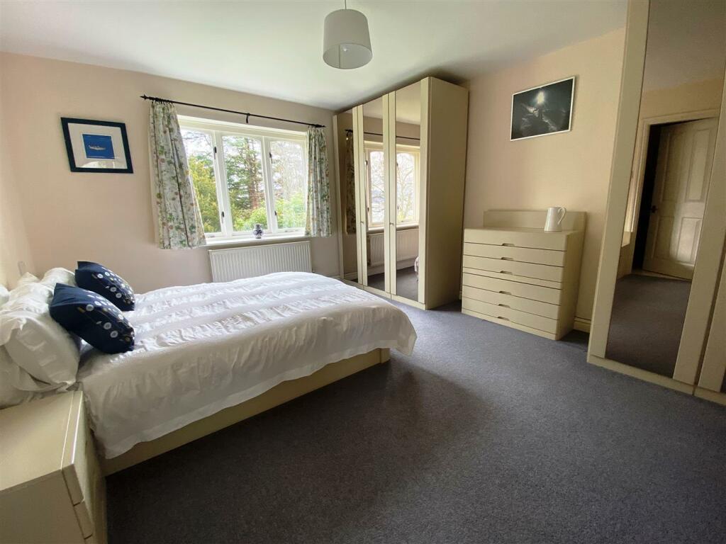 4 bedroom detached house for sale in Craig Y Don Lodge, Glyngarth