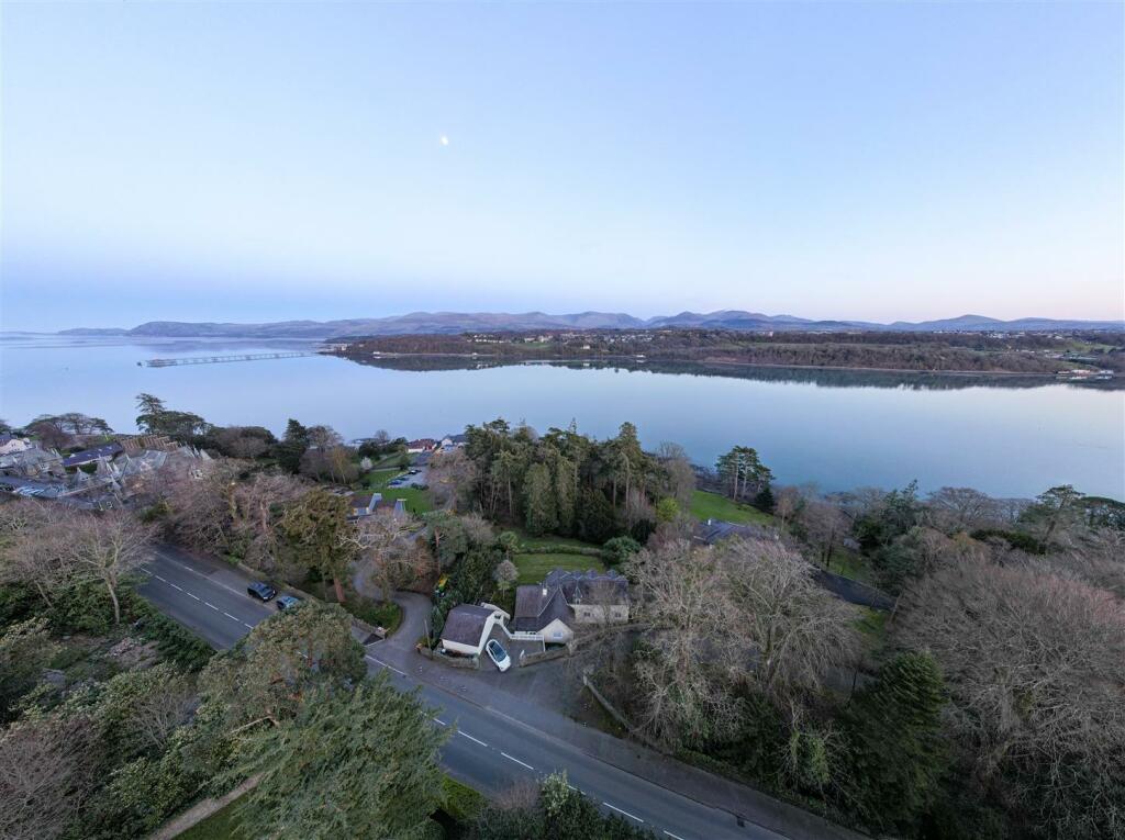 4 bedroom detached house for sale in Craig Y Don Lodge, Glyngarth