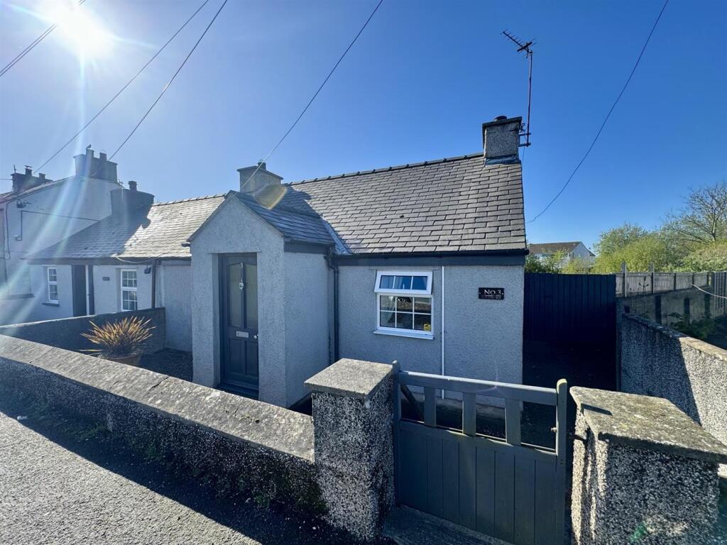Main image of property: Gaerwen
