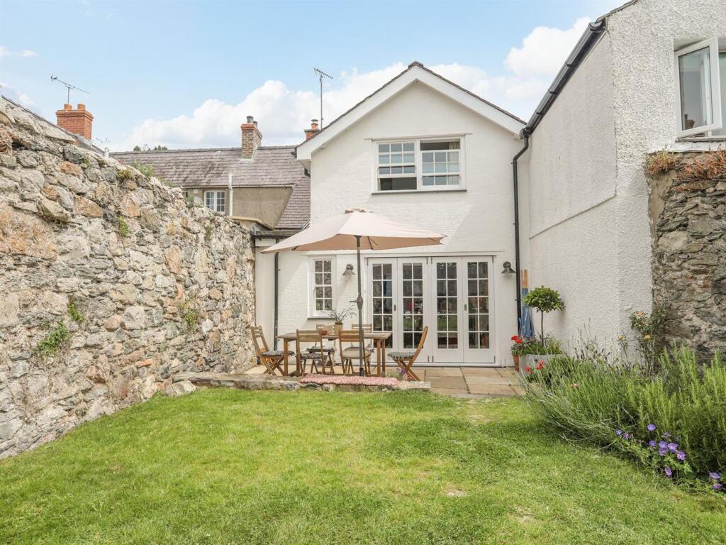 Main image of property: Wexham Street, Beaumaris