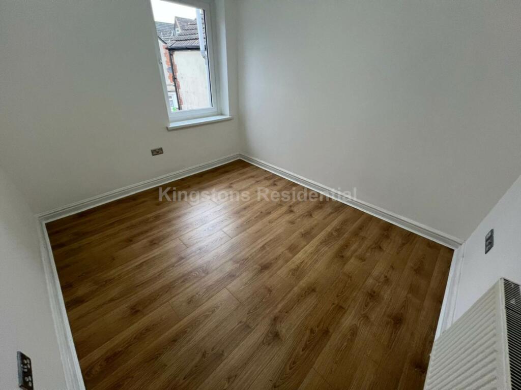 Additional property image - Modern 7 bedroom property in Angus Street
