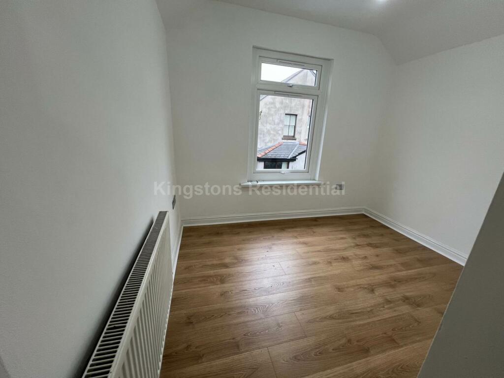 Additional property image - Modern 7 bedroom property in Angus Street