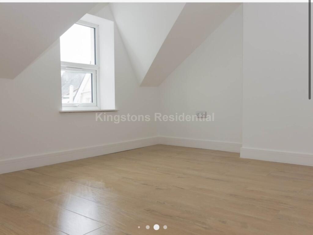 Additional property image - Claude Road, Roath, CF24 3QE