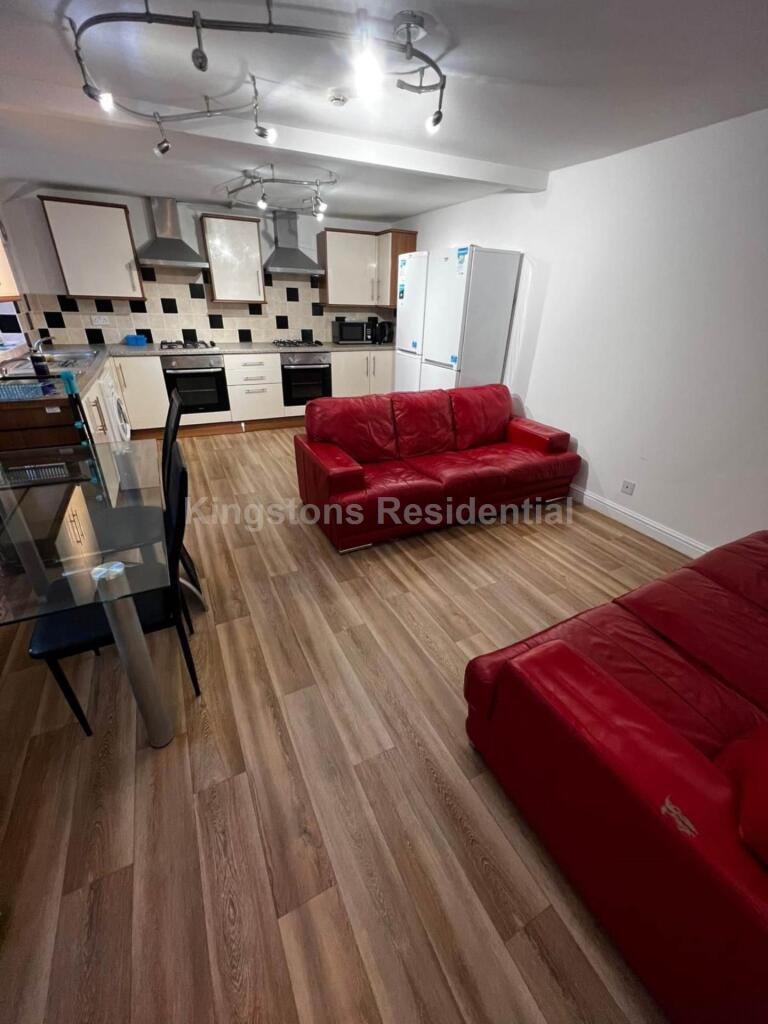 Main image of property: City Road, Roath, CF24 3JB