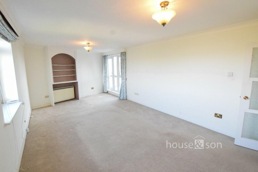 2 bedroom apartment for sale in Marchwood, Manor Road, East Cliff, Bournemouth, BH1