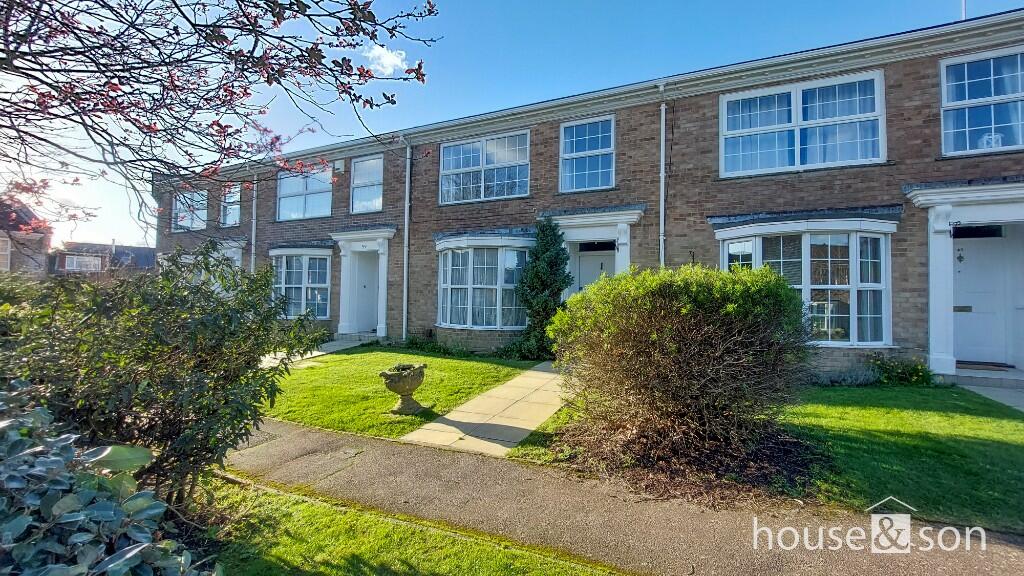 3 bedroom terraced house for sale in Wedgwood Drive, Whitecliff, Poole