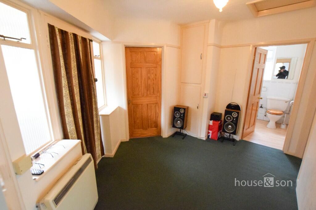 Additional property image - Knole Gardens, Bournemouth, Dorset, BH1