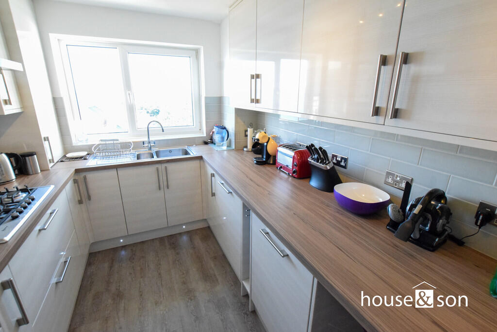 Additional image 4 of Solent Pines, 29 Manor Road, East Cliff, Bournemouth, Dorset, BH1