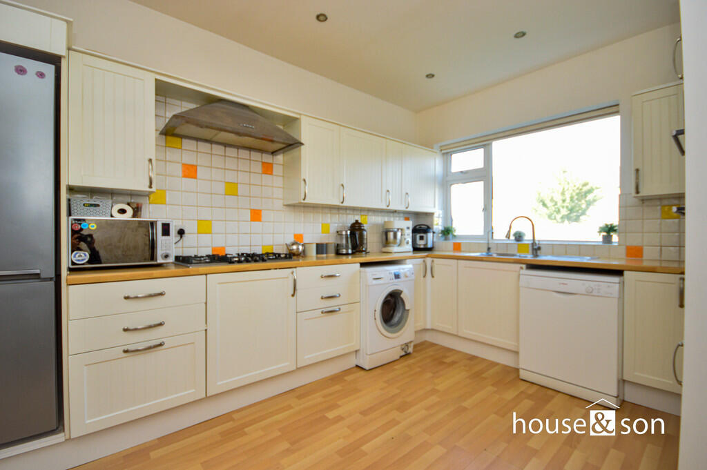 Additional property image - Columbia Road, Bournemouth