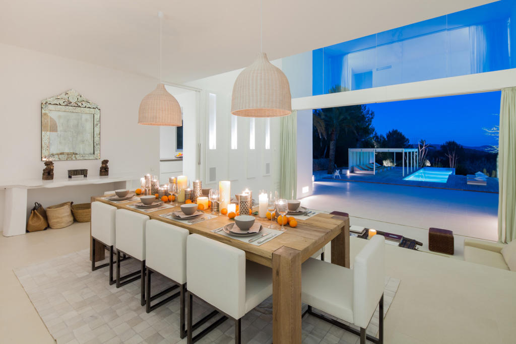 4 bedroom detached villa for sale in Santa Gertrudis, Spain