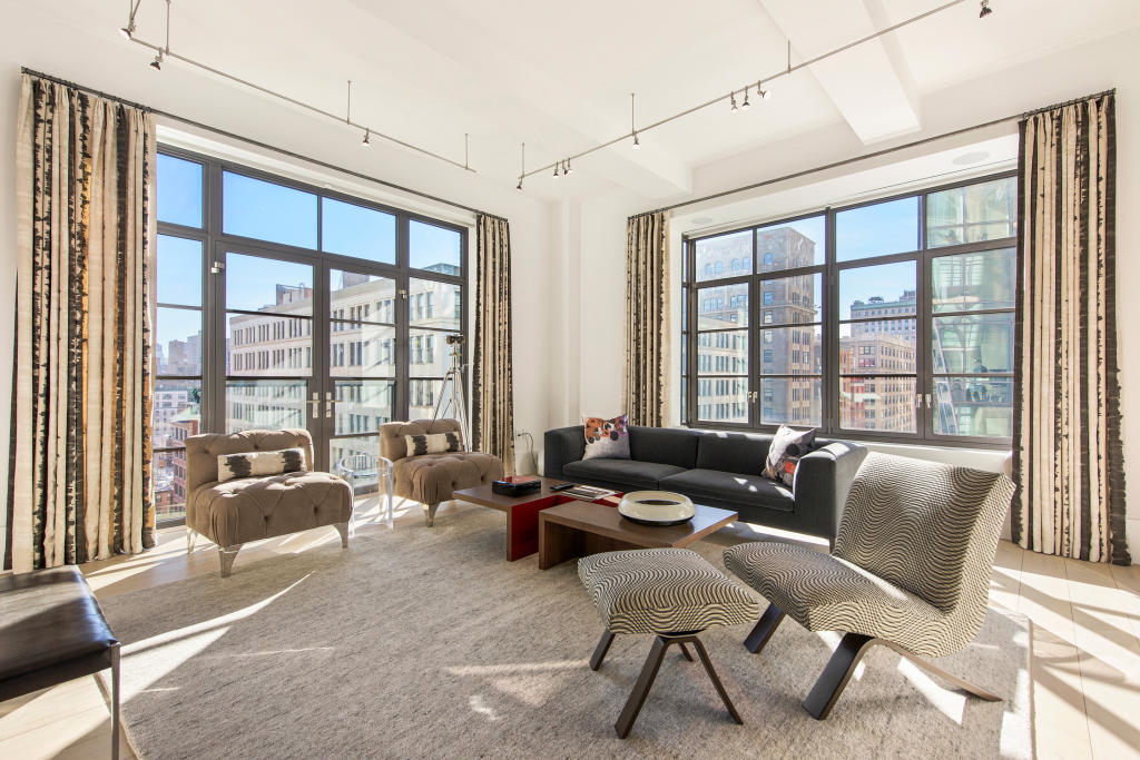 2 bedroom apartment for sale in Manhattan, New York, USA