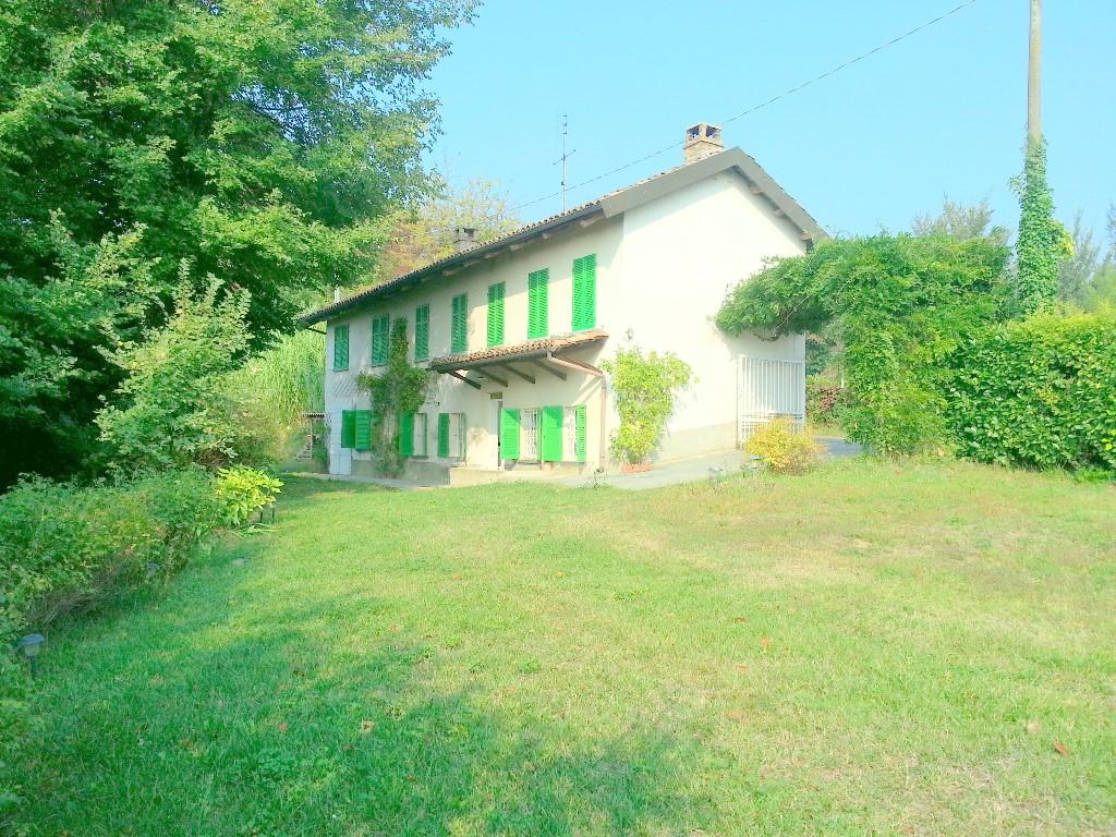 2 bedroom country house for sale in Mombercelli, Asti, Piedmont, Italy