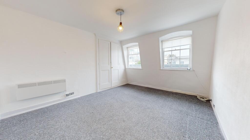 2 bedroom flat for rent in Portland Place, Kemptown, Brighton, BN2