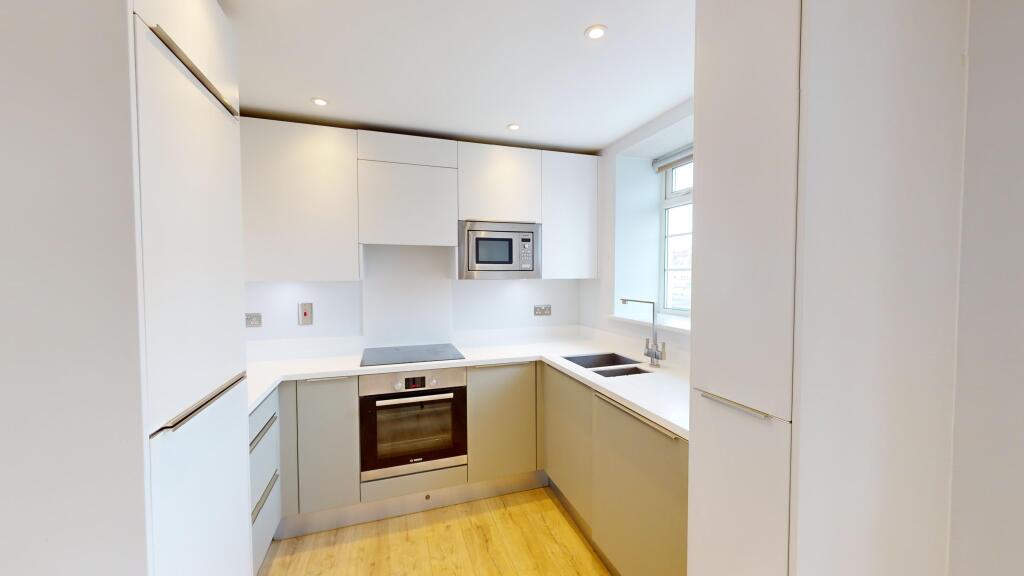 Additional property image - Western Road, City Centre, Brighton, BN1
