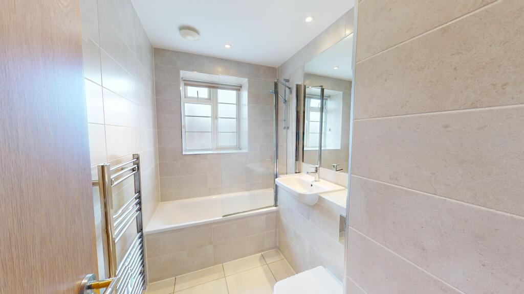 Additional property image - Western Road, City Centre, Brighton, BN1