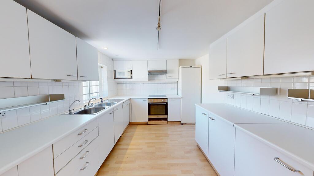 Main image of property: Marine Parade, Brighton, BN2