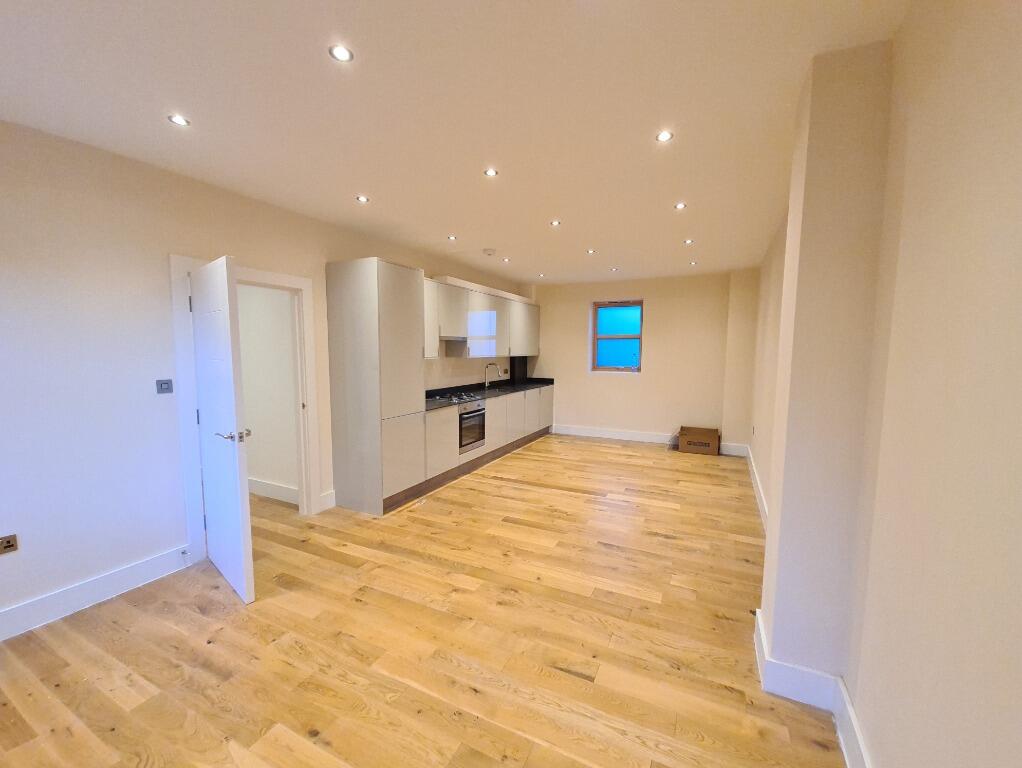 Main image of property: High Street South, Dunstable, LU6