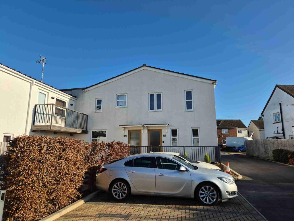 Main image of property: Beecroft Way, Dunstable, LU6