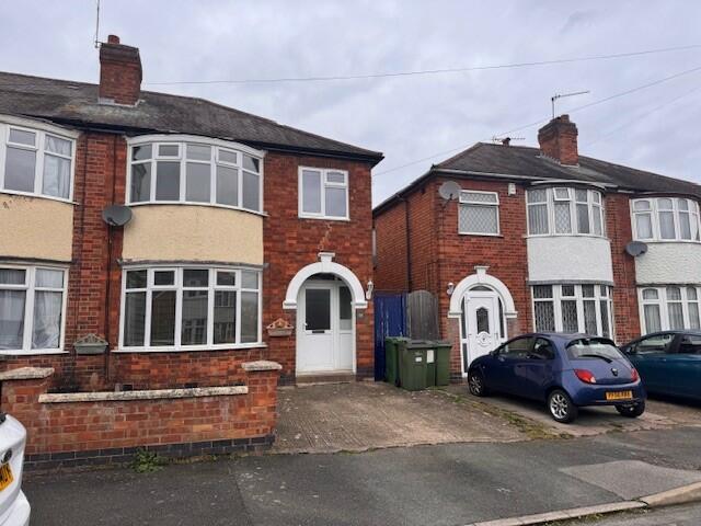 3 bedroom semi-detached house for rent in Riddington Road, LEICESTER, LE3