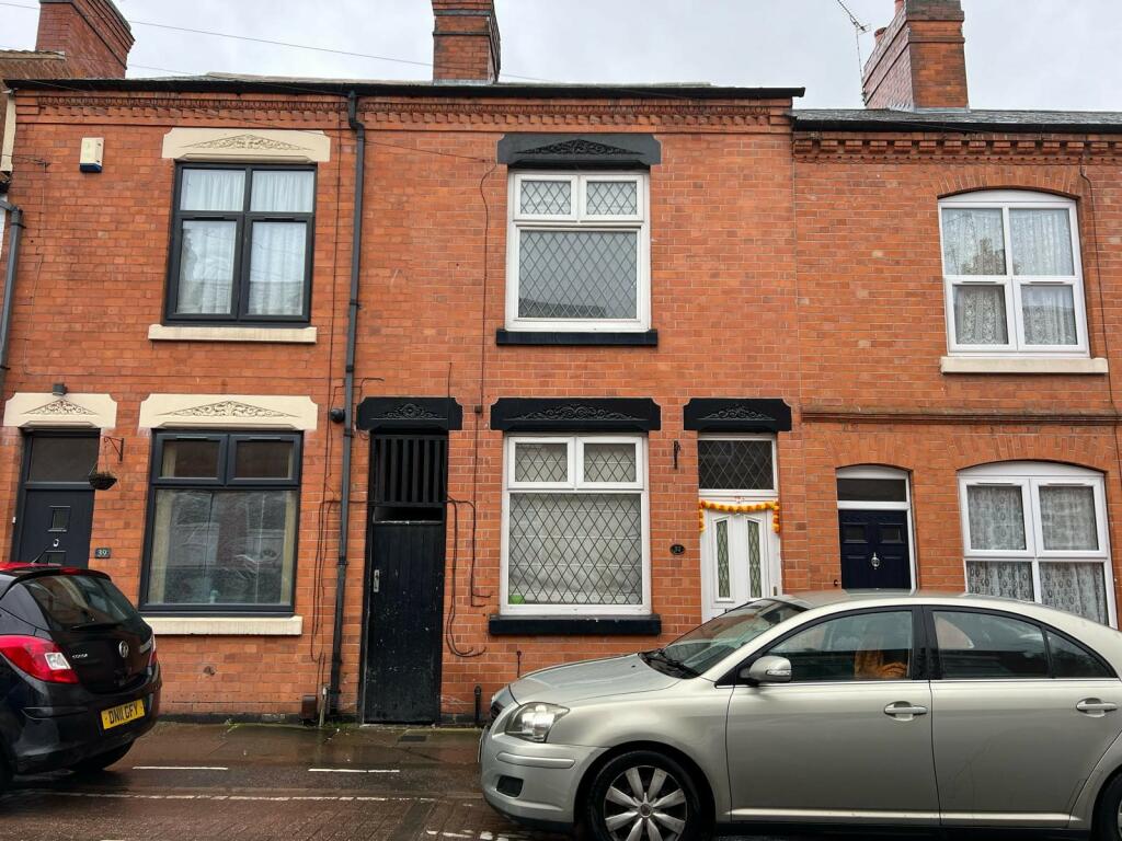 2 bedroom terraced house for rent in Flax Road, LEICESTER, LE4