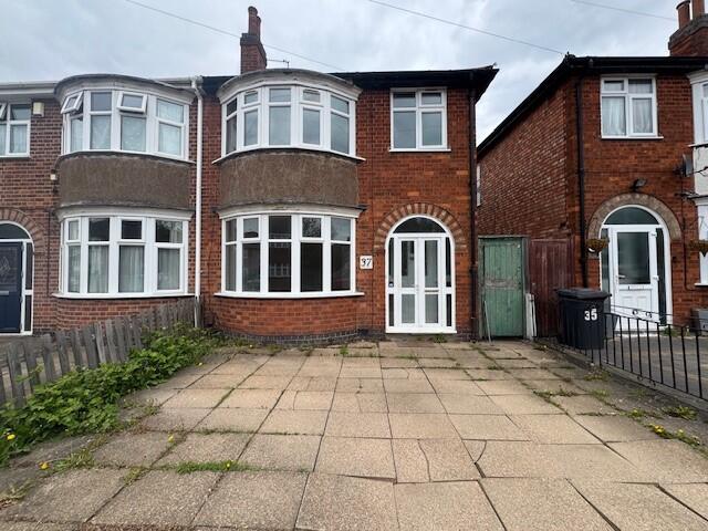 Main image of property: Cairnsford Road, LEICESTER