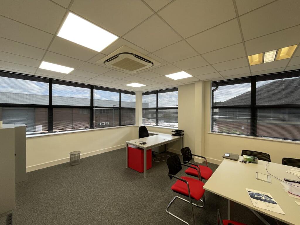 Additional property image - Unit F, The Courtyard, Hatfield Road, St. Albans, AL4 0LA