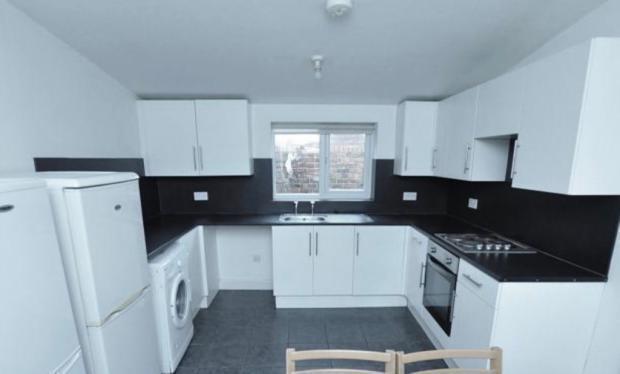 3 bedroom flat for rent in Addycombe Terrace,Heaton,Newcastle Upon Tyne,NE6