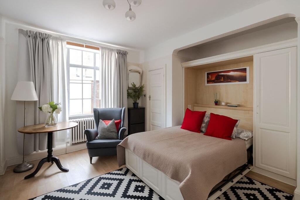 Main image of property: Endsleigh Court, Upper Woburn Place, Fitzrovia, London, WC1H