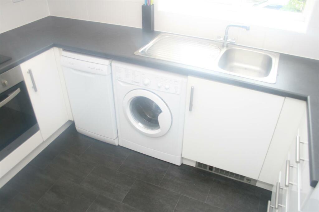 Additional property image - Poppleton Close, Coventry