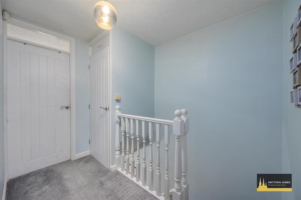 Additional property image - Larkin Grove, Walsgrave, Coventry * CUL-DE-SAC LOCATION *