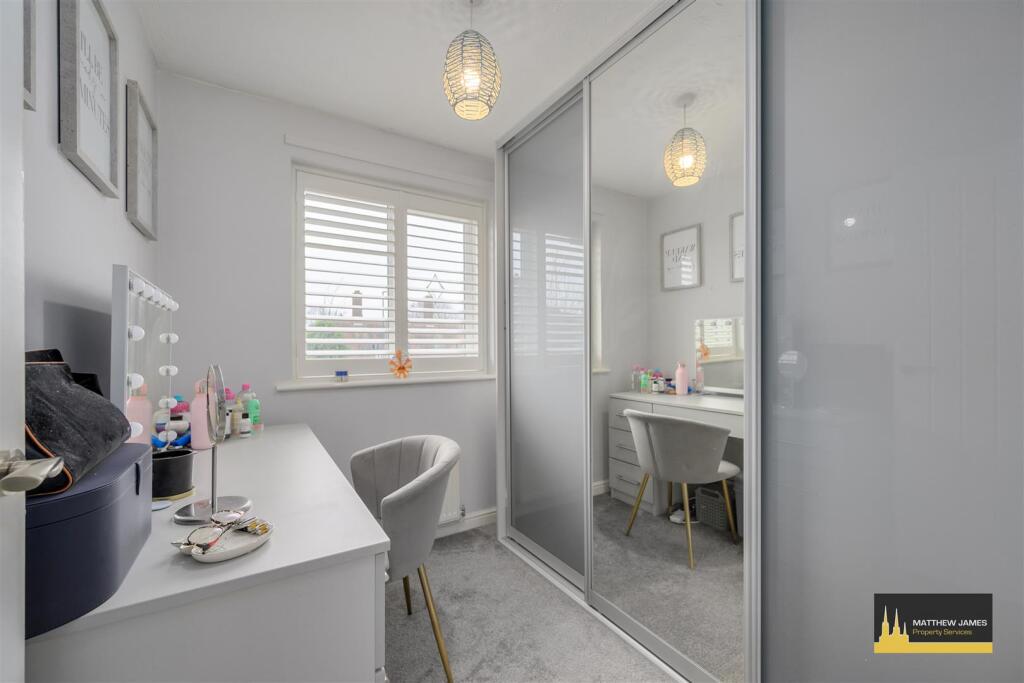 Additional property image - Larkin Grove, Walsgrave, Coventry * CUL-DE-SAC LOCATION *