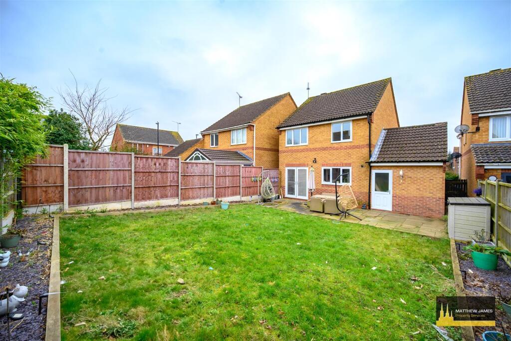Additional property image - Larkin Grove, Walsgrave, Coventry * CUL-DE-SAC LOCATION *