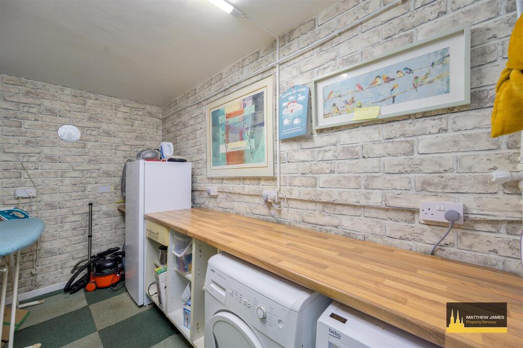 Additional property image - Ballingham Close, Tile Hill, COVENTRY  * FOUR / FIVE BEDROOMS *