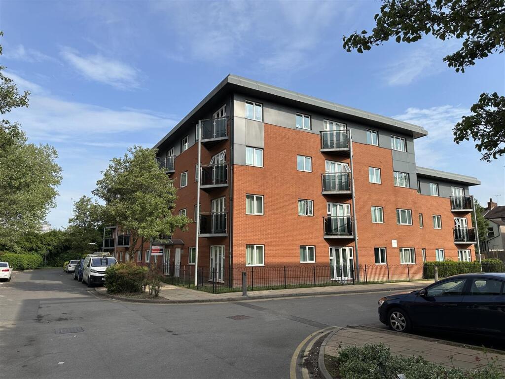 Main image of property: Hever Hall, City Centre, Coventry * VACANT & NO UPWARD CHAIN *
