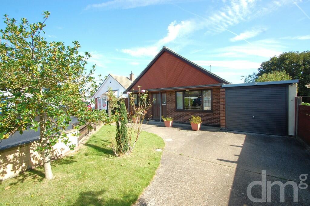 3 bedroom detached bungalow for sale in Morley Road, Tiptree, CO5