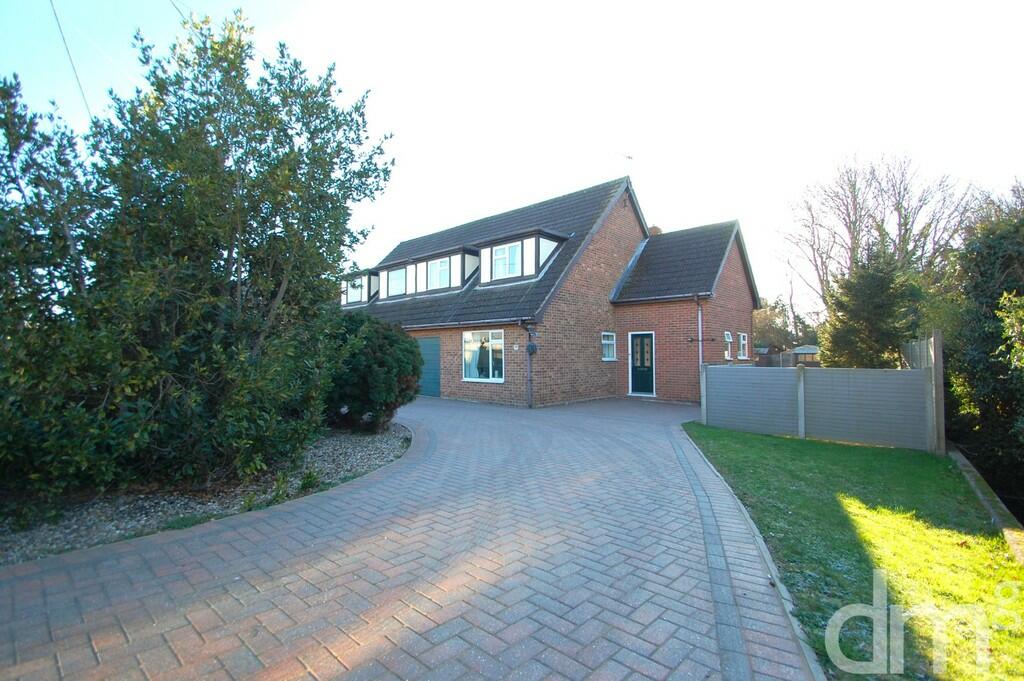 4 bedroom semidetached house for sale in Station Road, Tiptree, CO5