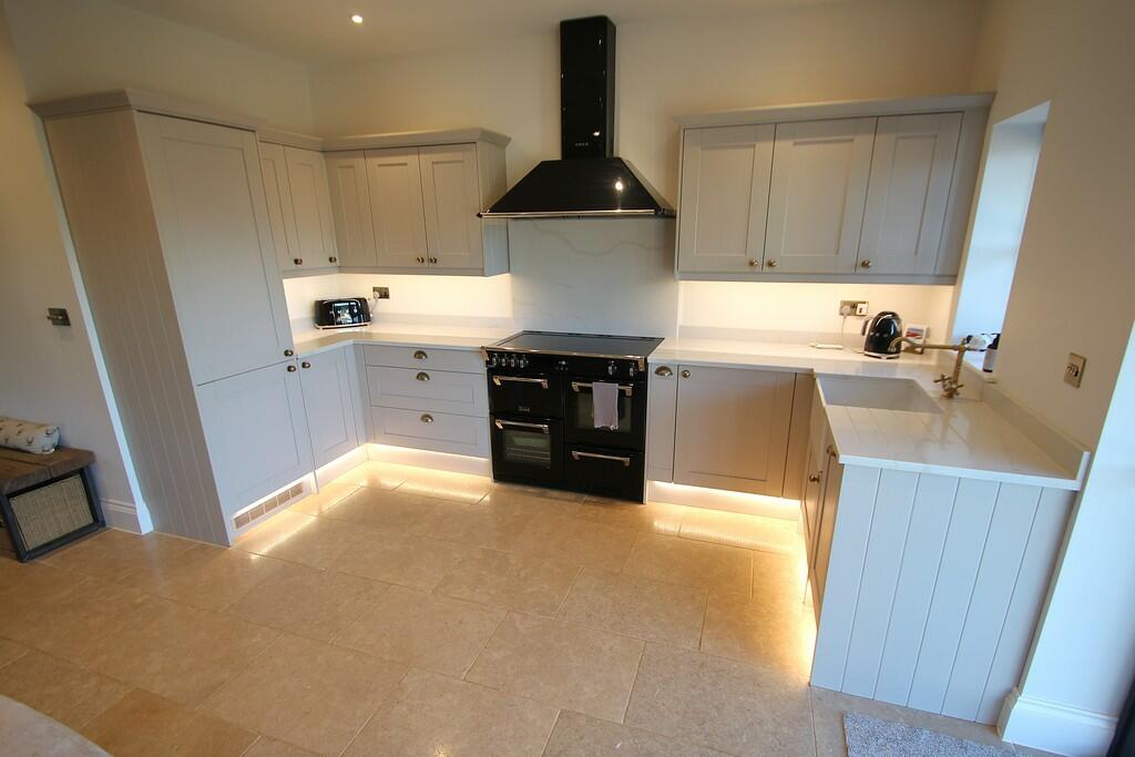 Additional property image - Layer Breton Hill, Layer Breton