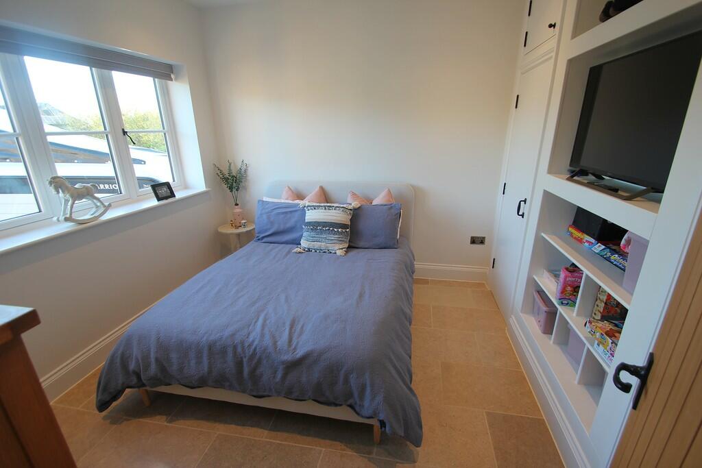 Additional property image - Layer Breton Hill, Layer Breton