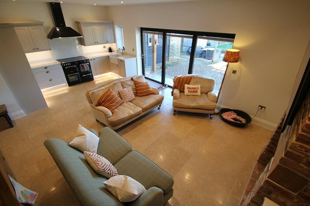 Additional property image - Layer Breton Hill, Layer Breton
