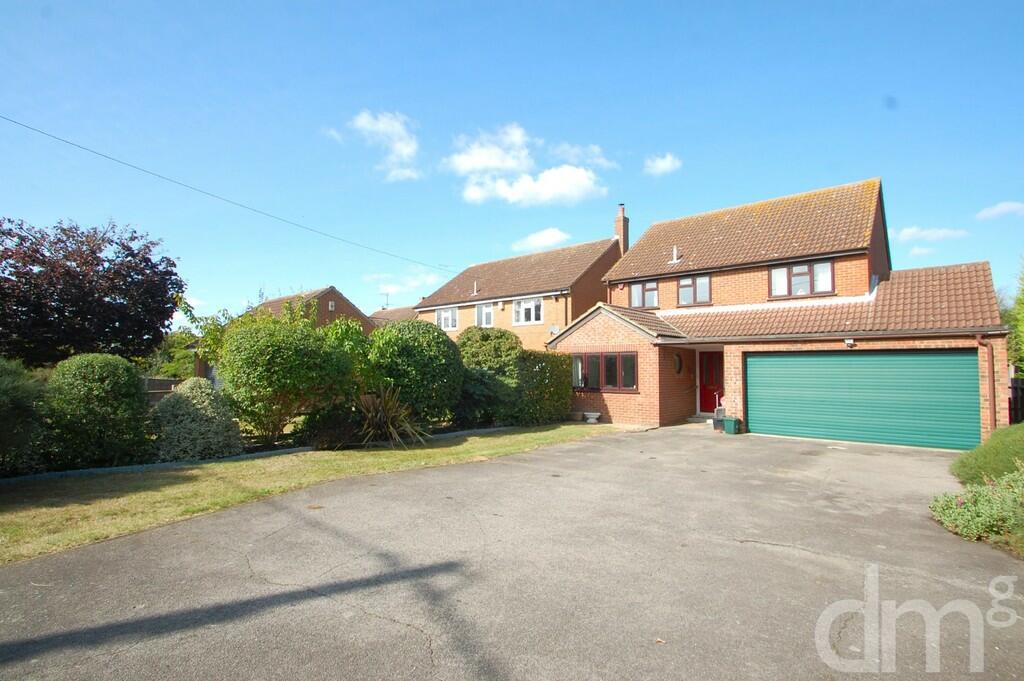 4 bedroom detached house for sale in Beckingham Street, Tolleshunt