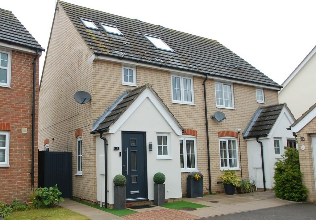 4 bedroom semidetached house for sale in Wilkin Drive, Tiptree, CO5