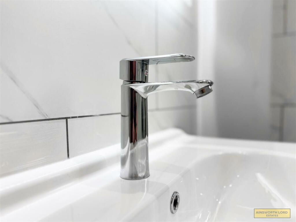 Additional property image - Sunnymere Drive, Darwen, Lancashire
