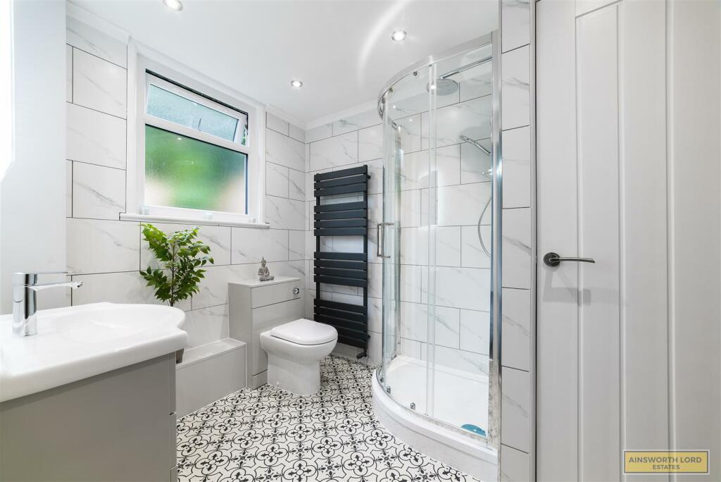 Additional property image - Sunnymere Drive, Darwen, Lancashire