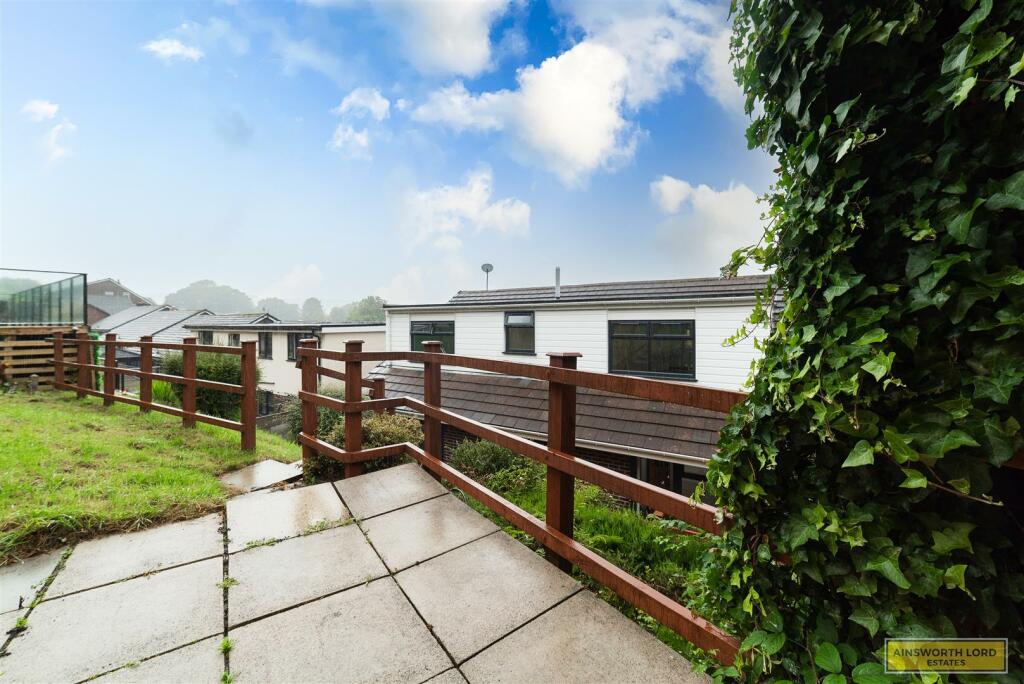 Additional property image - Sunnymere Drive, Darwen, Lancashire