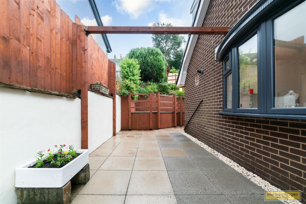 Additional property image - Sunnymere Drive, Darwen, Lancashire